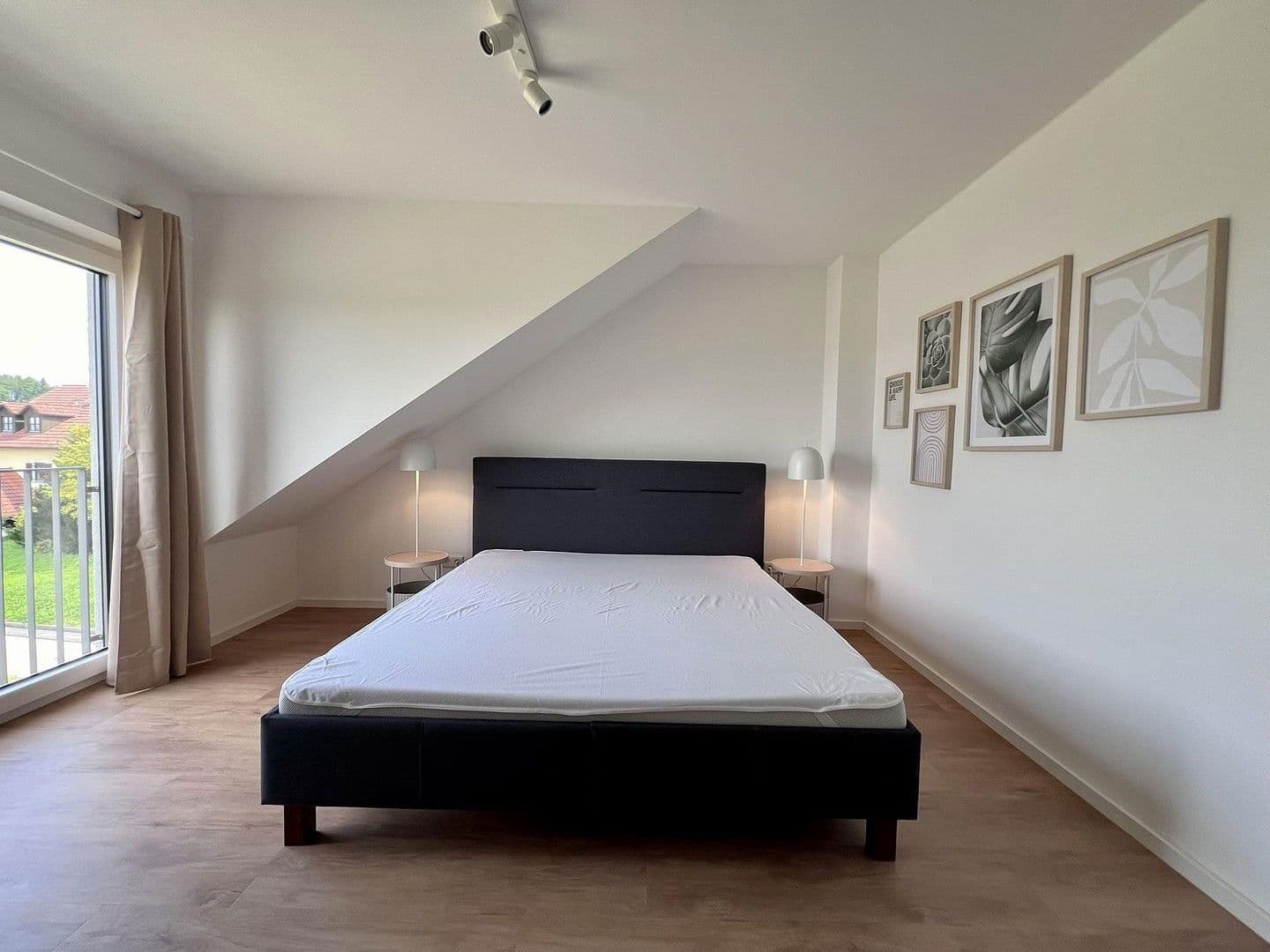 Pronájem bytu 2+1 65 m², Langenbach, Bavorsko Pronájem bytu 2+1 65 m², Langenbach, Bavorsko