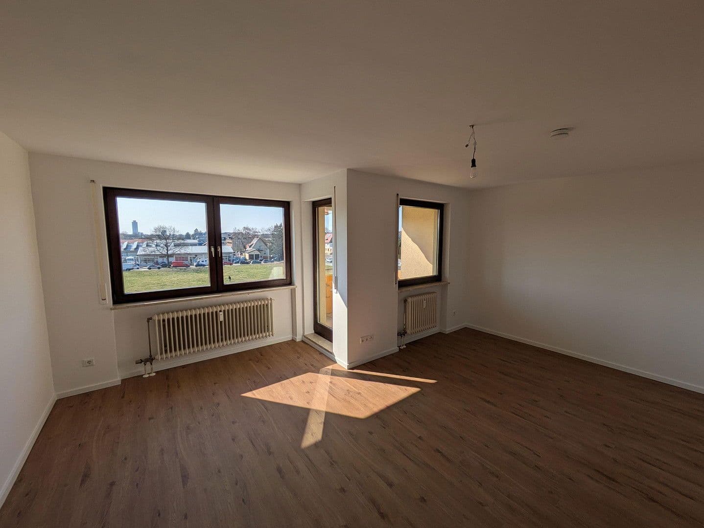 Pronájem bytu 2+1 61 m², Happurger Straße 4, Nürnberg, Bavorsko Pronájem bytu 2+1 61 m², Happurger Straße 4, Nürnberg, Bavorsko