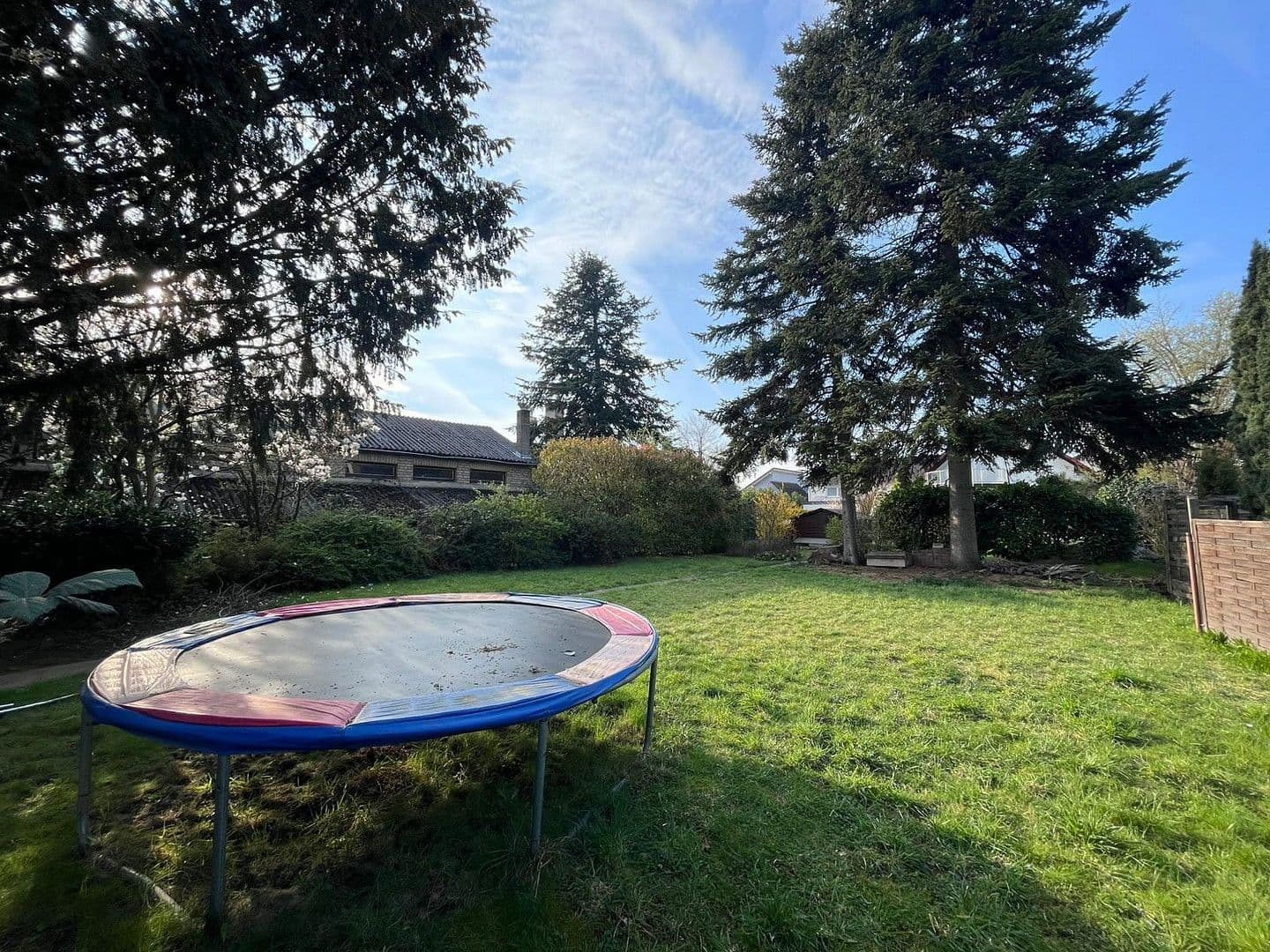 Prodej domu 128 m², pozemek 622 m², Niederkassel, Severní Porýní-Vestfálsko Prodej domu 128 m², pozemek 622 m², Niederkassel, Severní Porýní-Vestfálsko