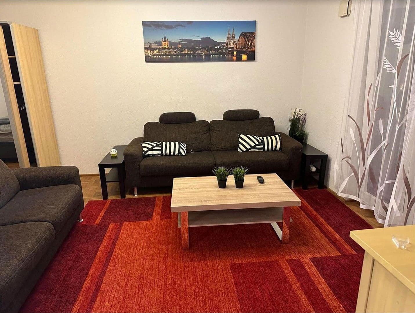 Pronájem bytu 2+1 47 m², Köln, Severní Porýní-Vestfálsko Pronájem bytu 2+1 47 m², Köln, Severní Porýní-Vestfálsko