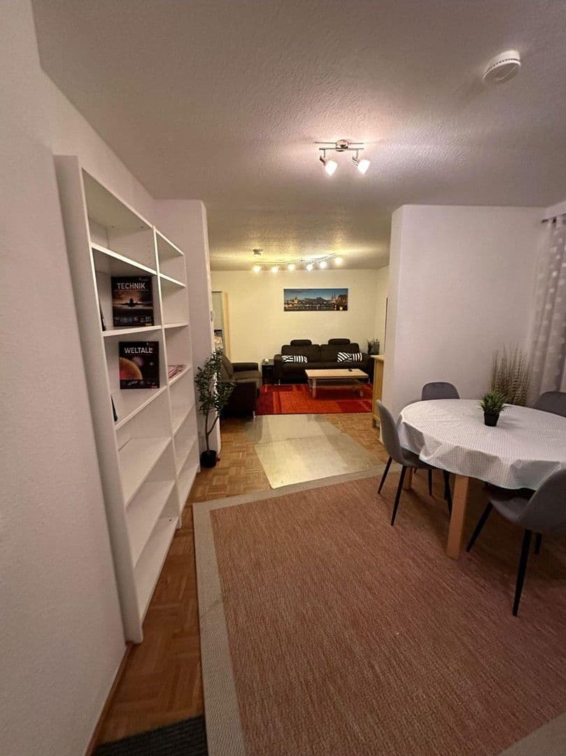 Pronájem bytu 2+1 47 m², Köln, Severní Porýní-Vestfálsko Pronájem bytu 2+1 47 m², Köln, Severní Porýní-Vestfálsko