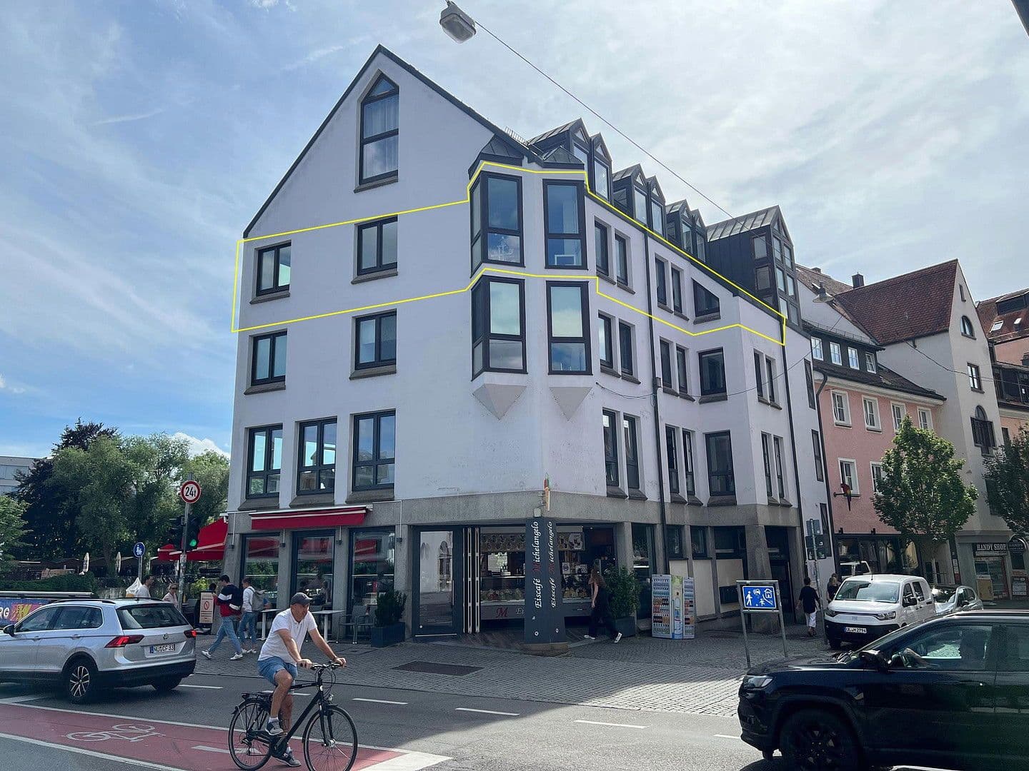 Prodej bytu 7+1 151 m², Herdbruckerstrasse 30, Ulm, Bádensko-Württembersko Prodej bytu 7+1 151 m², Herdbruckerstrasse 30, Ulm, Bádensko-Württembersko