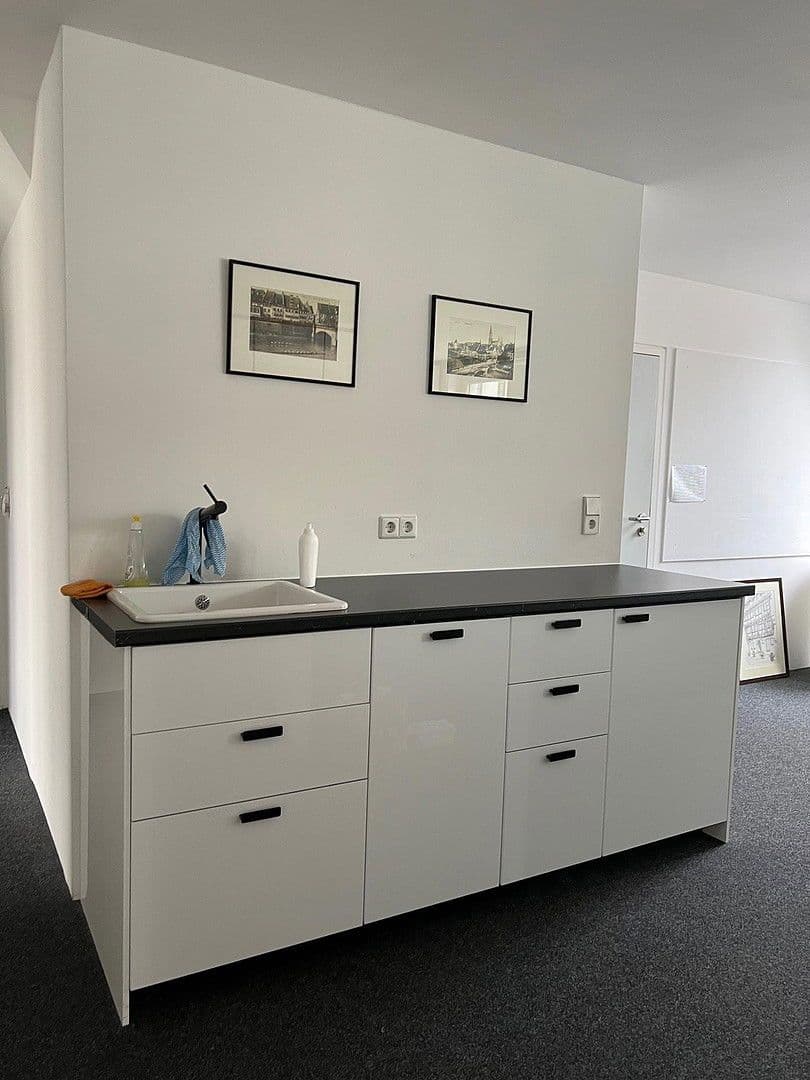 Prodej bytu 7+1 151 m², Herdbruckerstrasse 30, Ulm, Bádensko-Württembersko Prodej bytu 7+1 151 m², Herdbruckerstrasse 30, Ulm, Bádensko-Württembersko