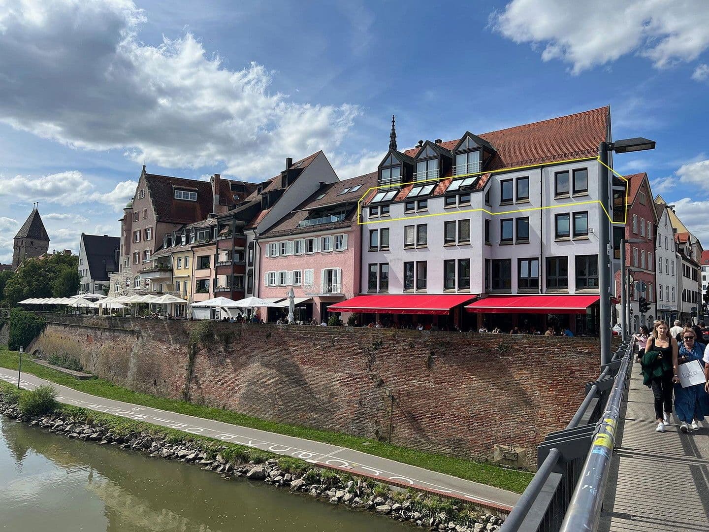 Prodej bytu 7+1 151 m², Herdbruckerstrasse 30, Ulm, Bádensko-Württembersko Prodej bytu 7+1 151 m², Herdbruckerstrasse 30, Ulm, Bádensko-Württembersko