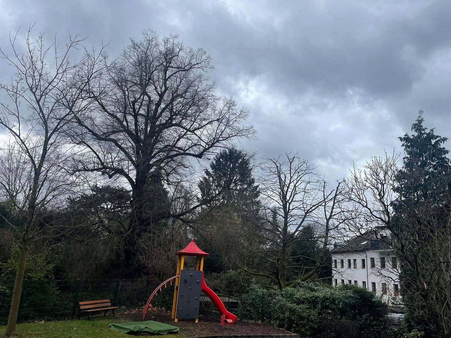 Pronájem bytu 3+1 94 m², Overather Str. 6, Bergisch Gladbach, Severní Porýní-Vestfálsko Pronájem bytu 3+1 94 m², Overather Str. 6, Bergisch Gladbach, Severní Porýní-Vestfálsko