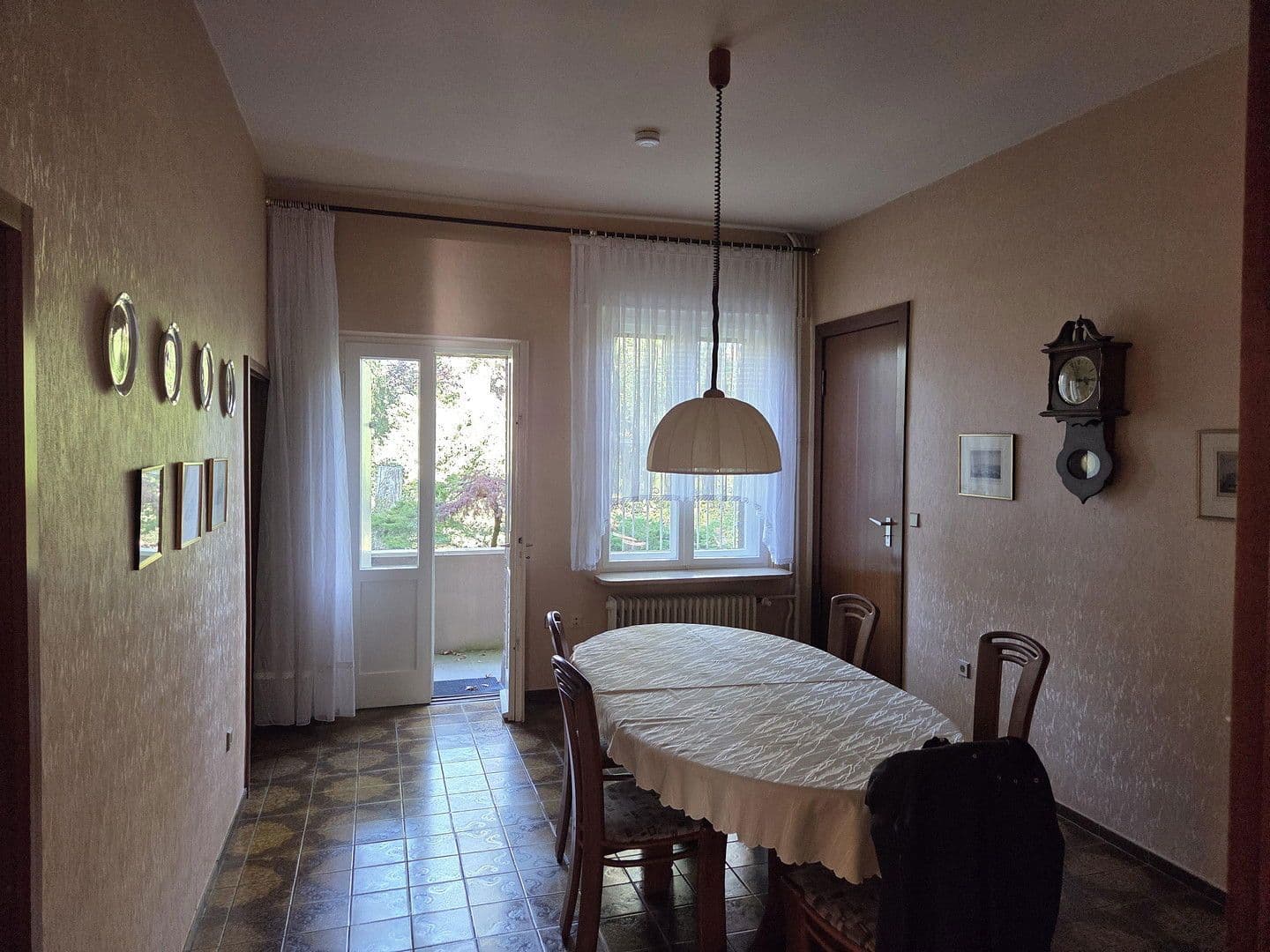 Prodej domu 180 m², pozemek 1.876 m², Berlin, Berlín Prodej domu 180 m², pozemek 1.876 m², Berlin, Berlín