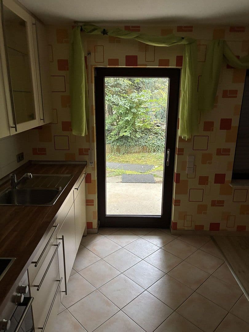 Pronájem bytu 4+1 96 m², Schöntal, Bádensko-Württembersko Pronájem bytu 4+1 96 m², Schöntal, Bádensko-Württembersko