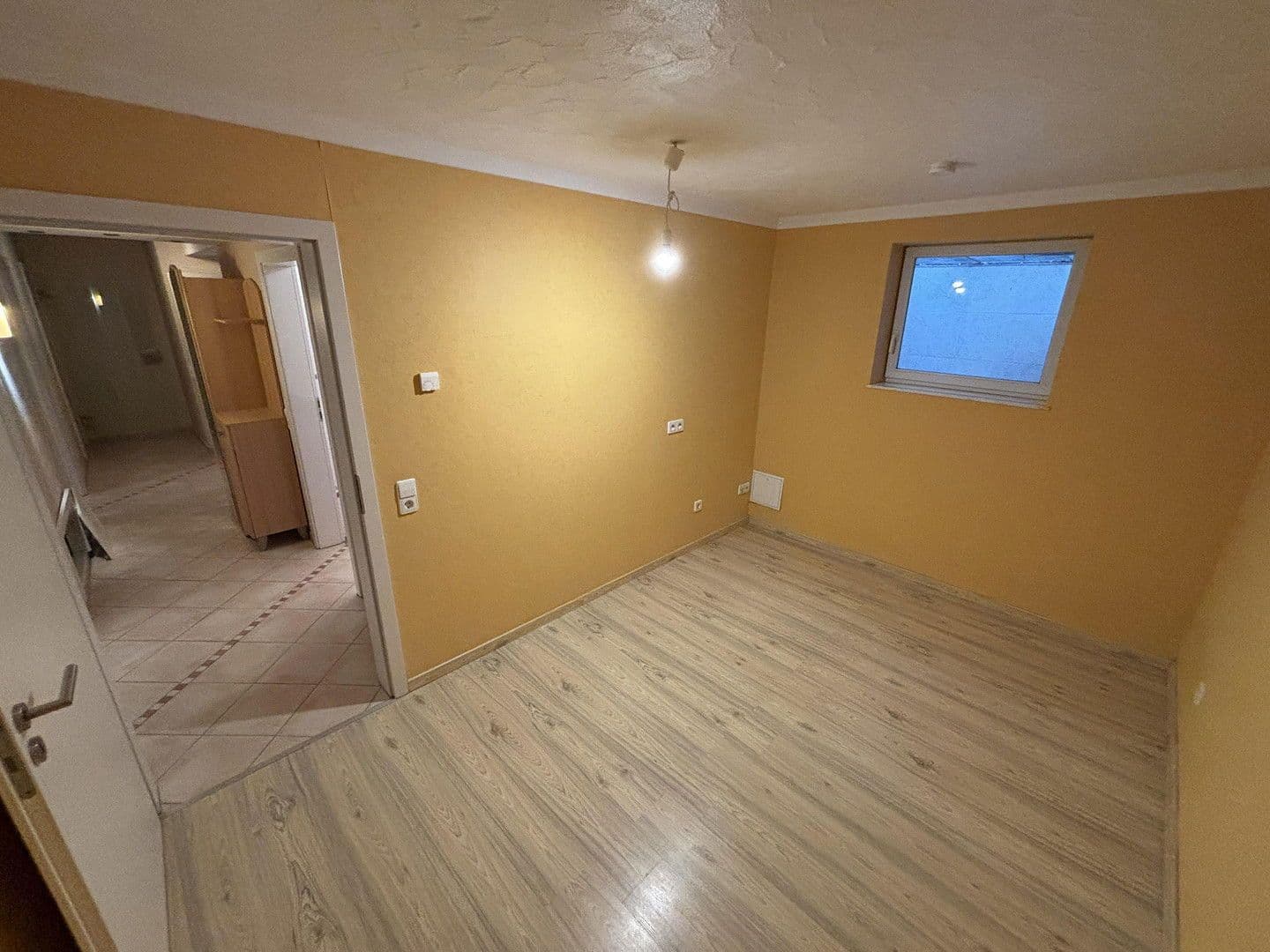 Pronájem bytu 4+1 96 m², Schöntal, Bádensko-Württembersko Pronájem bytu 4+1 96 m², Schöntal, Bádensko-Württembersko