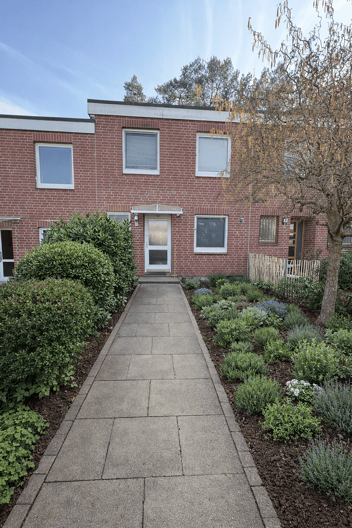 Prodej domu 81 m², pozemek 130 m², Hamburg, Hamburg Prodej domu 81 m², pozemek 130 m², Hamburg, Hamburg