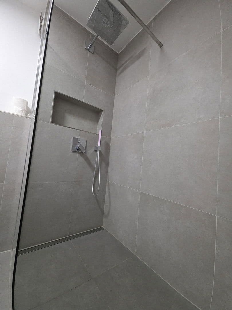 Pronájem bytu 3+1 110 m², Hilden, Severní Porýní-Vestfálsko Pronájem bytu 3+1 110 m², Hilden, Severní Porýní-Vestfálsko