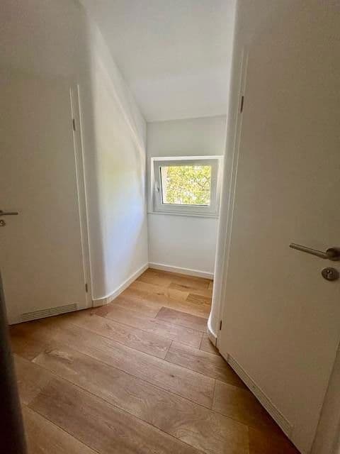 Pronájem bytu 1+kk 35 m², Karlsruhe, Bádensko-Württembersko Pronájem bytu 1+kk 35 m², Karlsruhe, Bádensko-Württembersko