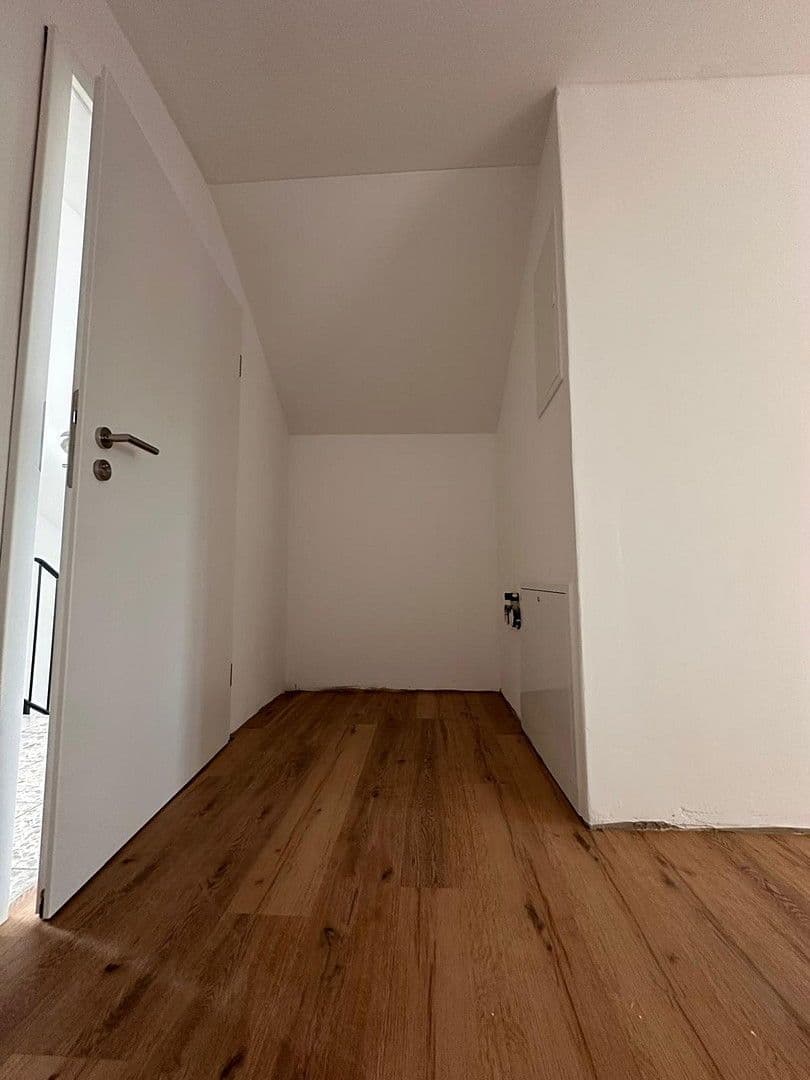 Pronájem bytu 2+kk 80 m², Markgröningen, Bádensko-Württembersko Pronájem bytu 2+kk 80 m², Markgröningen, Bádensko-Württembersko