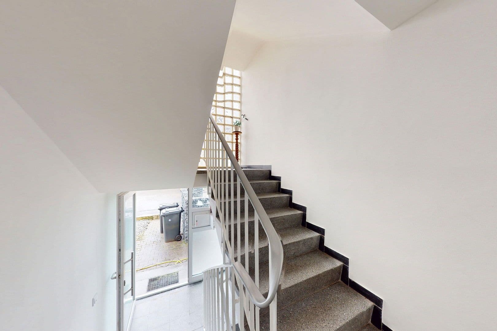 Prodej domu 272 m², pozemek 470 m², Kornblumenstr. 10, Mannheim, Bádensko-Württembersko Prodej domu 272 m², pozemek 470 m², Kornblumenstr. 10, Mannheim, Bádensko-Württembersko