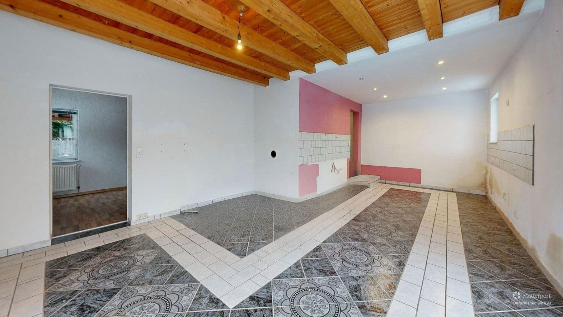 Prodej domu 104 m², pozemek 1.140 m², Falkensee, Braniborsko Prodej domu 104 m², pozemek 1.140 m², Falkensee, Braniborsko