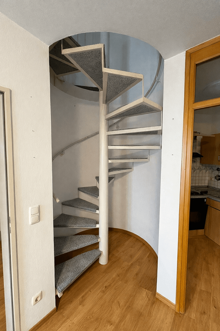 Pronájem bytu 2+1 54 m², Maximilianstraße 57, Mindelheim, Bavorsko Pronájem bytu 2+1 54 m², Maximilianstraße 57, Mindelheim, Bavorsko