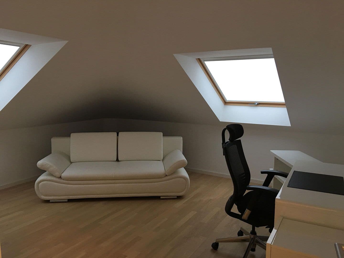 Prodej bytu 3+1 160 m², Heinickeweg 15, Berlin, Berlín Prodej bytu 3+1 160 m², Heinickeweg 15, Berlin, Berlín