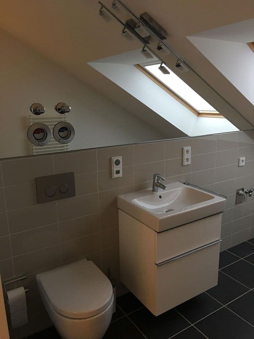 Prodej bytu 3+1 160 m², Heinickeweg 15, Berlin, Berlín Prodej bytu 3+1 160 m², Heinickeweg 15, Berlin, Berlín