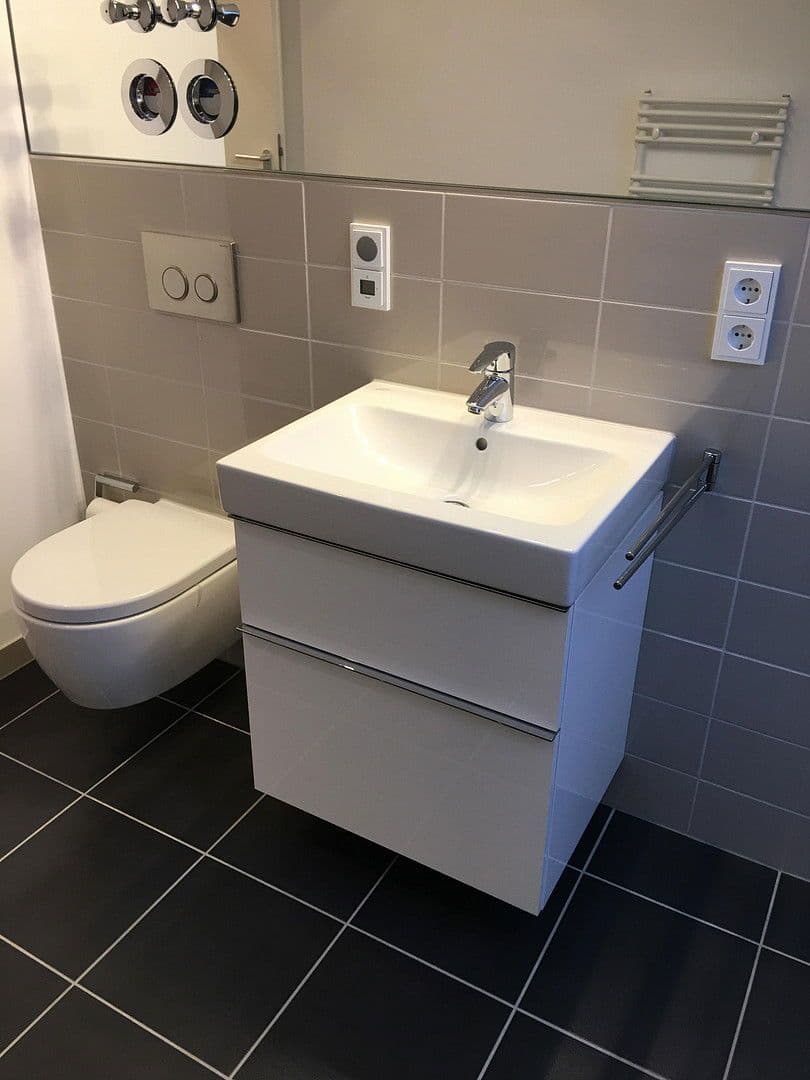 Prodej bytu 3+1 160 m², Heinickeweg 15, Berlin, Berlín Prodej bytu 3+1 160 m², Heinickeweg 15, Berlin, Berlín