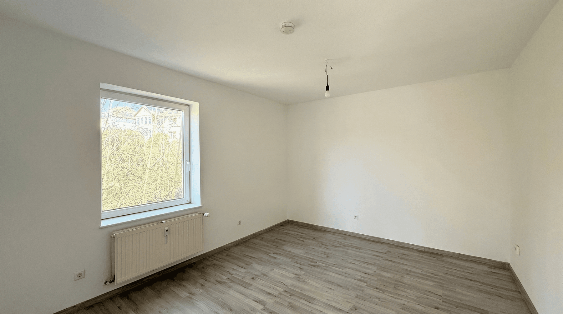 Pronájem bytu 3+1 66 m², Billerbecker Straße 51, Einbeck, Dolní Sasko Pronájem bytu 3+1 66 m², Billerbecker Straße 51, Einbeck, Dolní Sasko
