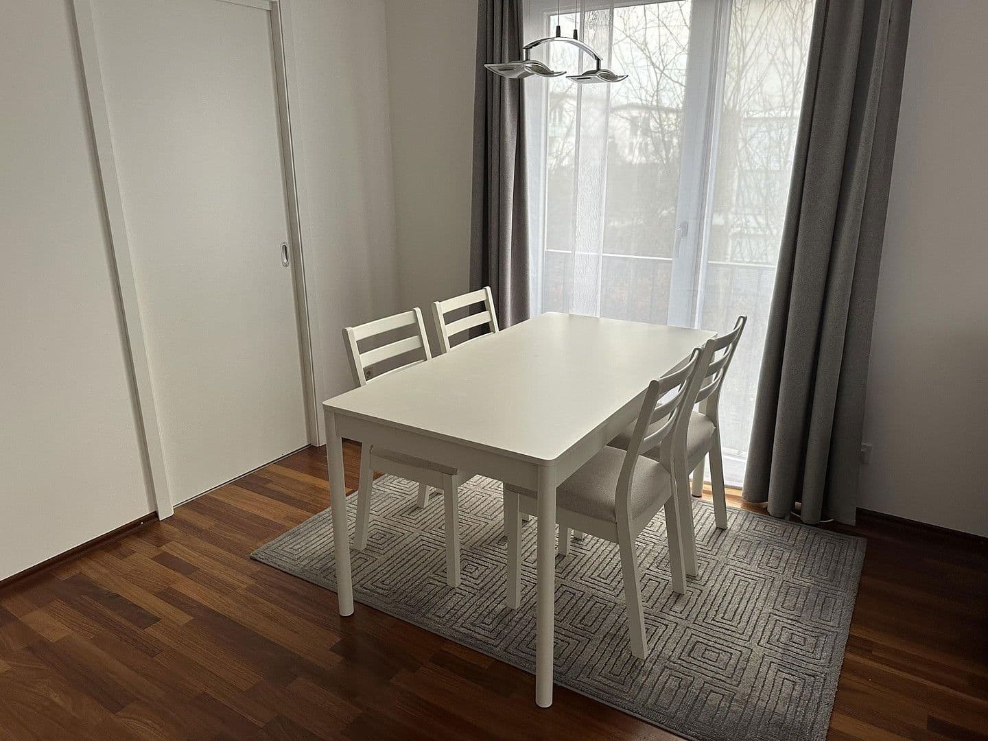 Pronájem bytu 3+1 80 m², Garching, Bavorsko Pronájem bytu 3+1 80 m², Garching, Bavorsko