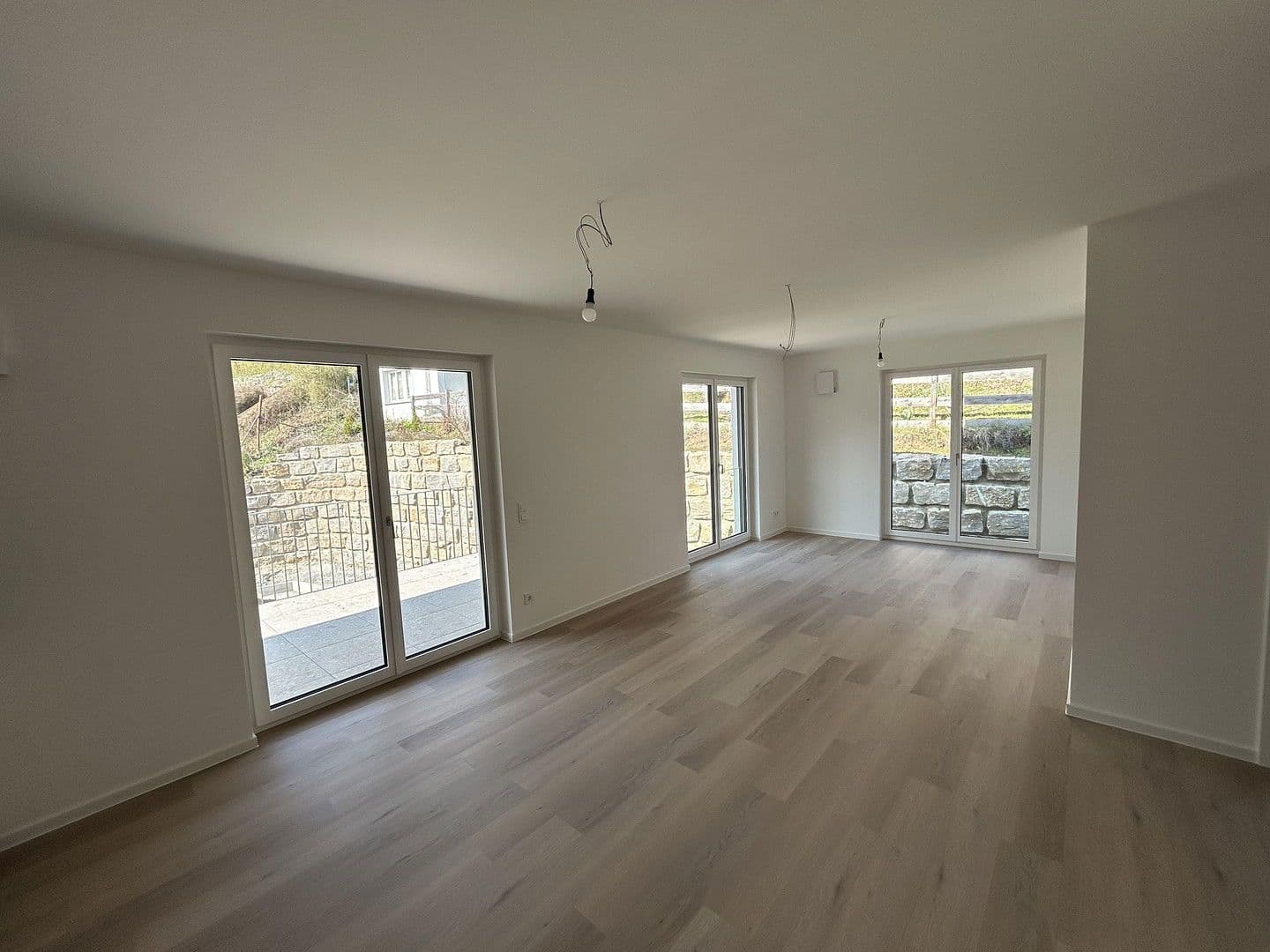 Pronájem bytu 2+1 67 m², Scheckertstrasse 2, Zell am Main, Bavorsko Pronájem bytu 2+1 67 m², Scheckertstrasse 2, Zell am Main, Bavorsko