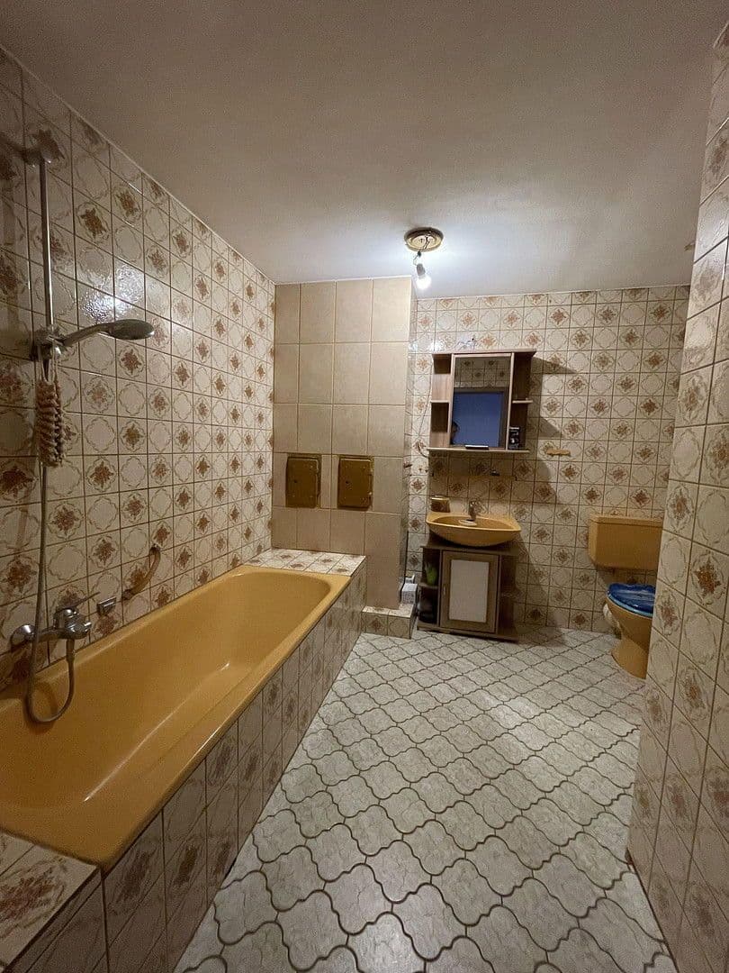 Prodej domu 171 m², pozemek 240 m², Ulm, Bádensko-Württembersko Prodej domu 171 m², pozemek 240 m², Ulm, Bádensko-Württembersko