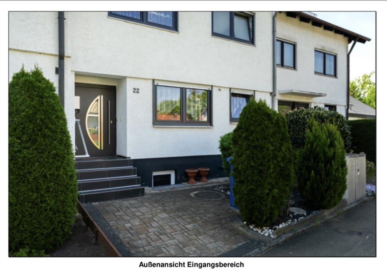 Prodej domu 171 m², pozemek 240 m², Ulm, Bádensko-Württembersko Prodej domu 171 m², pozemek 240 m², Ulm, Bádensko-Württembersko