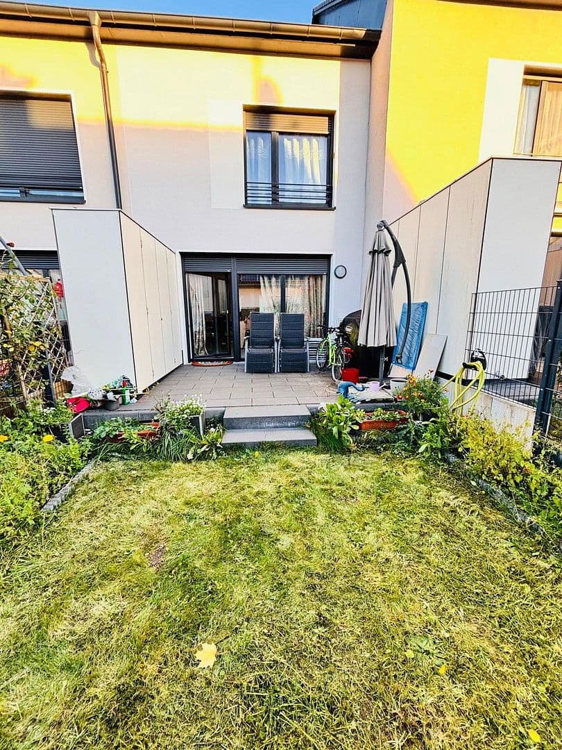 Prodej domu 146 m², pozemek 194 m², Erlangen, Bavorsko Prodej domu 146 m², pozemek 194 m², Erlangen, Bavorsko