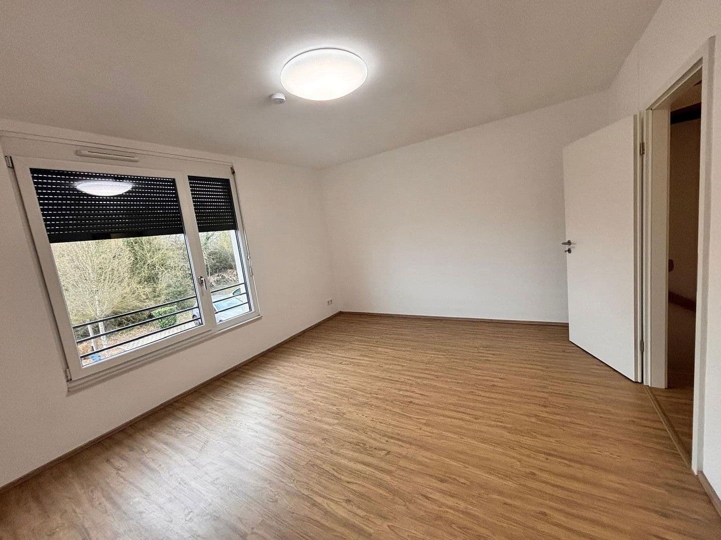 Prodej domu 146 m², pozemek 194 m², Erlangen, Bavorsko Prodej domu 146 m², pozemek 194 m², Erlangen, Bavorsko
