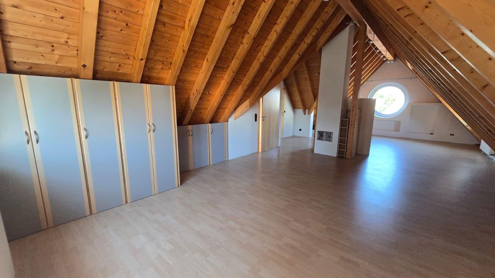 Prodej domu 258 m², pozemek 719 m², Wörth am Rhein, Porýní-Falc Prodej domu 258 m², pozemek 719 m², Wörth am Rhein, Porýní-Falc