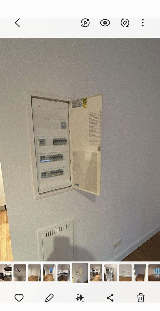 Pronájem bytu 3+1 80 m², Schützenstraße 41, Berlin Mitte, Berlín Pronájem bytu 3+1 80 m², Schützenstraße 41, Berlin Mitte, Berlín