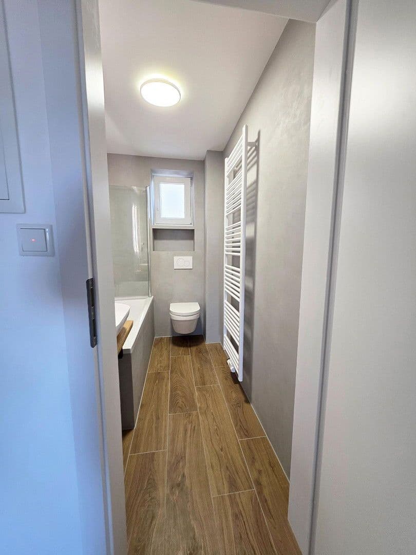 Prodej bytu 2+1 59 m², Erlanger Straße 47, Fürth, Bavorsko Prodej bytu 2+1 59 m², Erlanger Straße 47, Fürth, Bavorsko