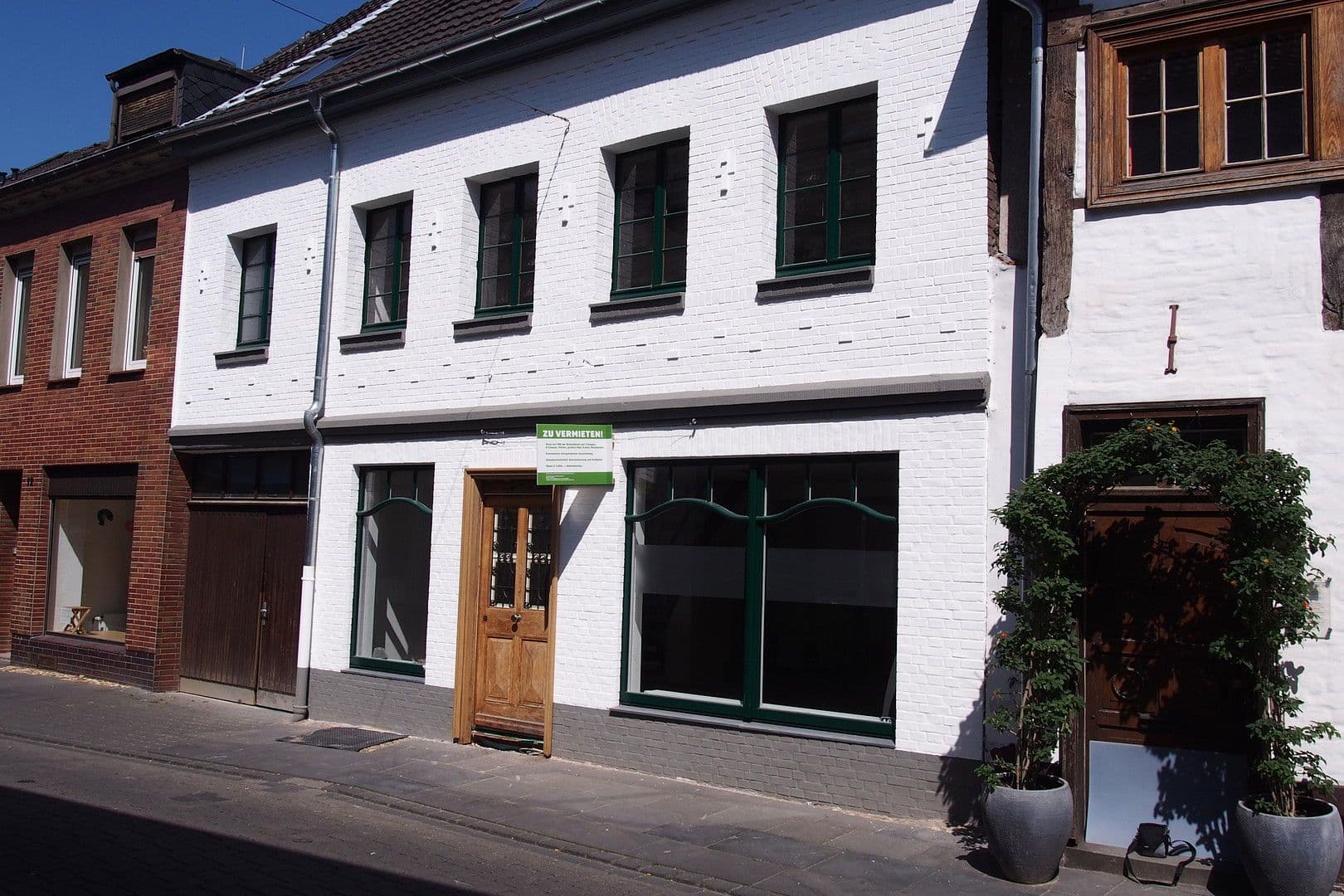 Prodej domu 75 m², pozemek 95 m², Krefeld, Severní Porýní-Vestfálsko Prodej domu 75 m², pozemek 95 m², Krefeld, Severní Porýní-Vestfálsko