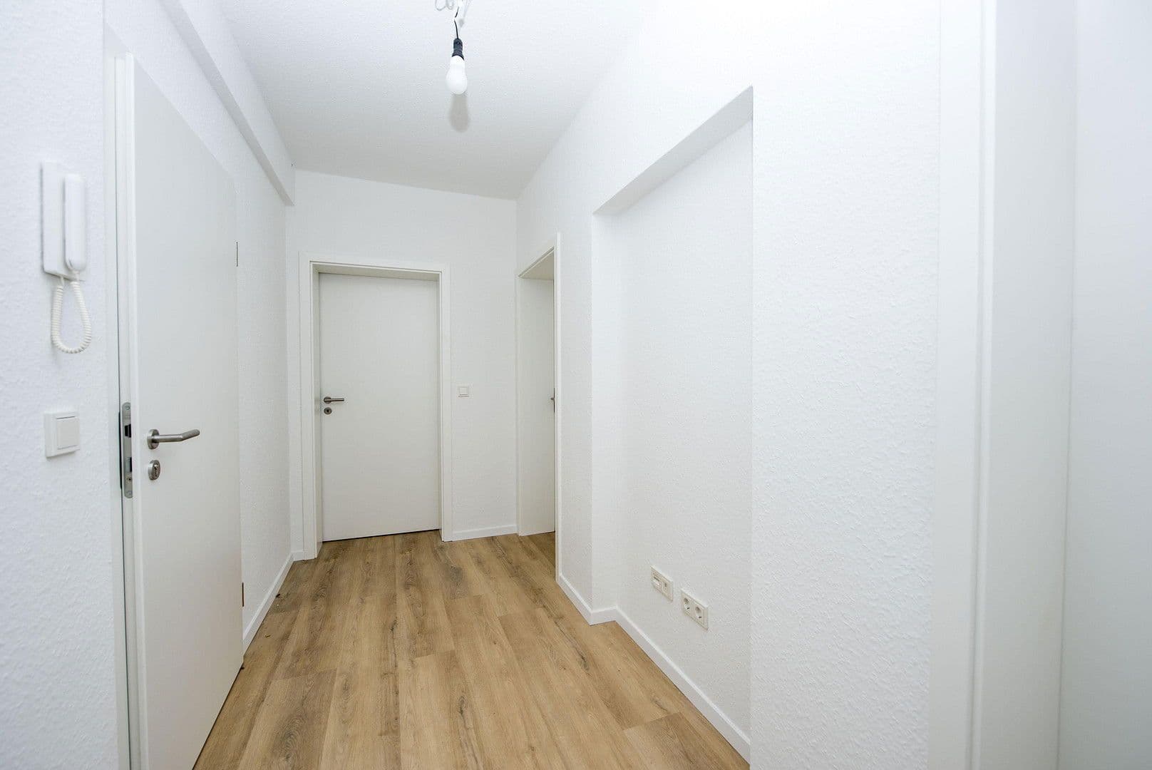 Pronájem bytu 3+1 86 m², Am Hollerbusch 16, Heuchelheim an der Lahn, Hessen Pronájem bytu 3+1 86 m², Am Hollerbusch 16, Heuchelheim an der Lahn, Hessen