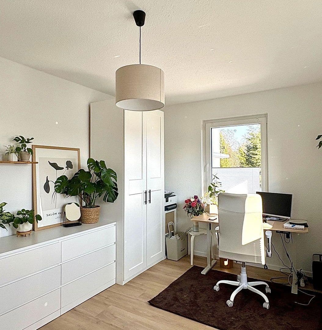 Pronájem bytu 3+1 86 m², Am Hollerbusch 16, Heuchelheim an der Lahn, Hessen Pronájem bytu 3+1 86 m², Am Hollerbusch 16, Heuchelheim an der Lahn, Hessen