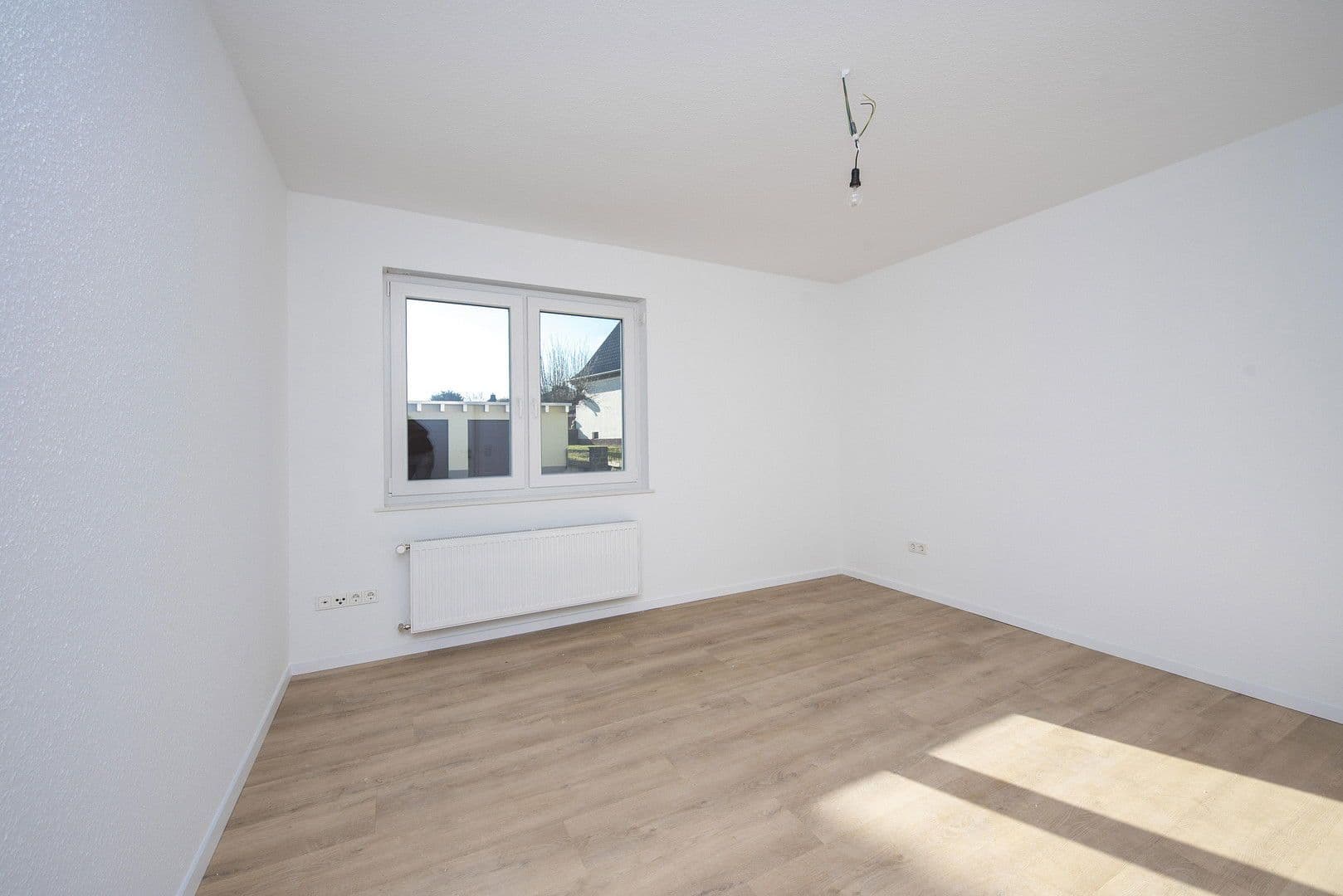 Pronájem bytu 3+1 86 m², Am Hollerbusch 16, Heuchelheim an der Lahn, Hessen Pronájem bytu 3+1 86 m², Am Hollerbusch 16, Heuchelheim an der Lahn, Hessen