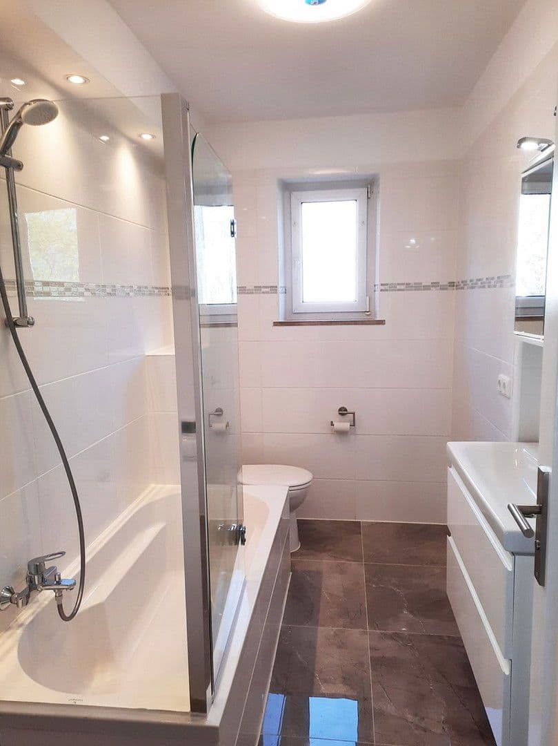 Prodej bytu 3+1 72 m², Röntgenstraße 1, Augsburg, Bavorsko Prodej bytu 3+1 72 m², Röntgenstraße 1, Augsburg, Bavorsko