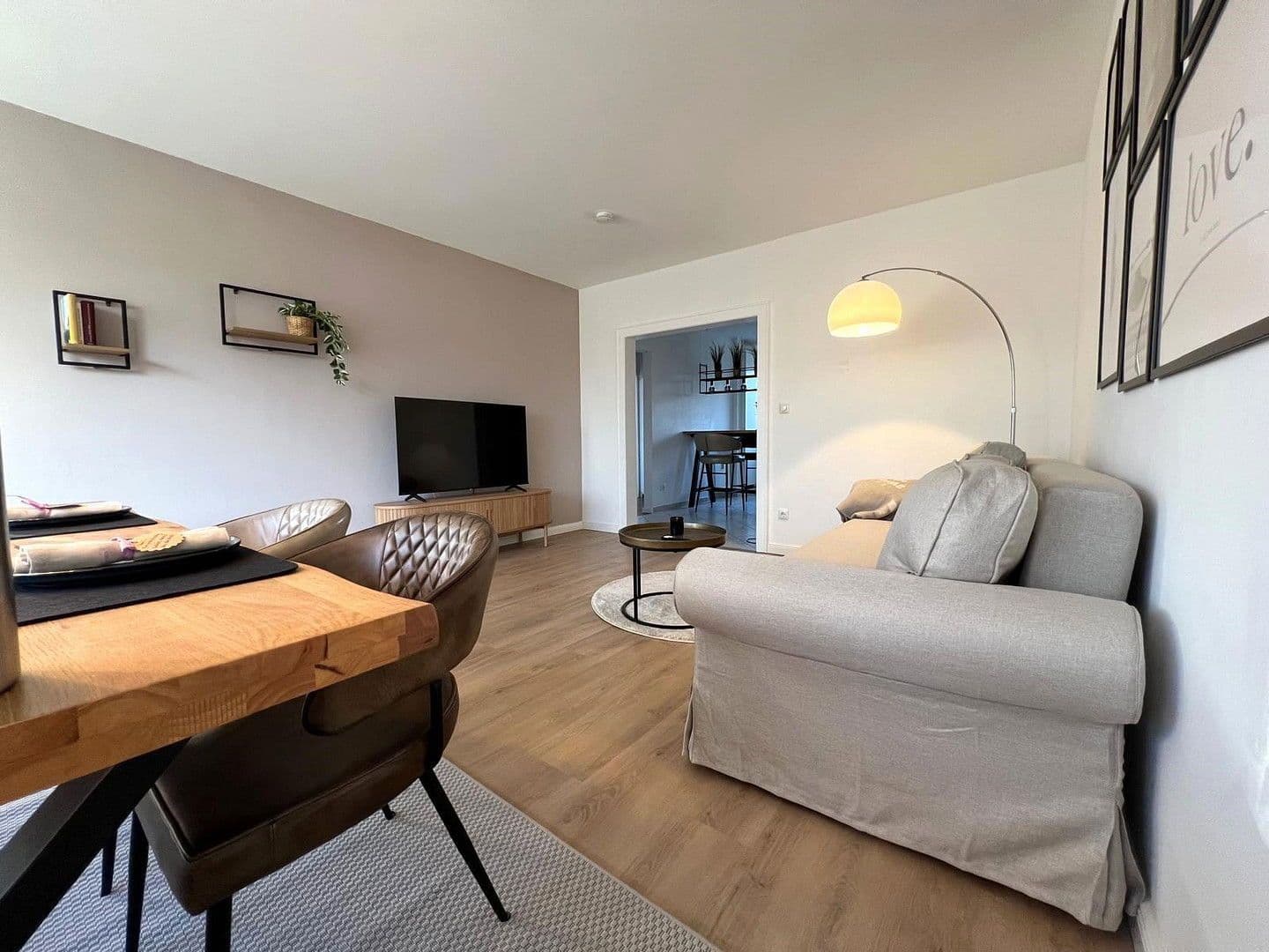 Pronájem bytu 3+1 70 m², Hamburg, Hamburg Pronájem bytu 3+1 70 m², Hamburg, Hamburg