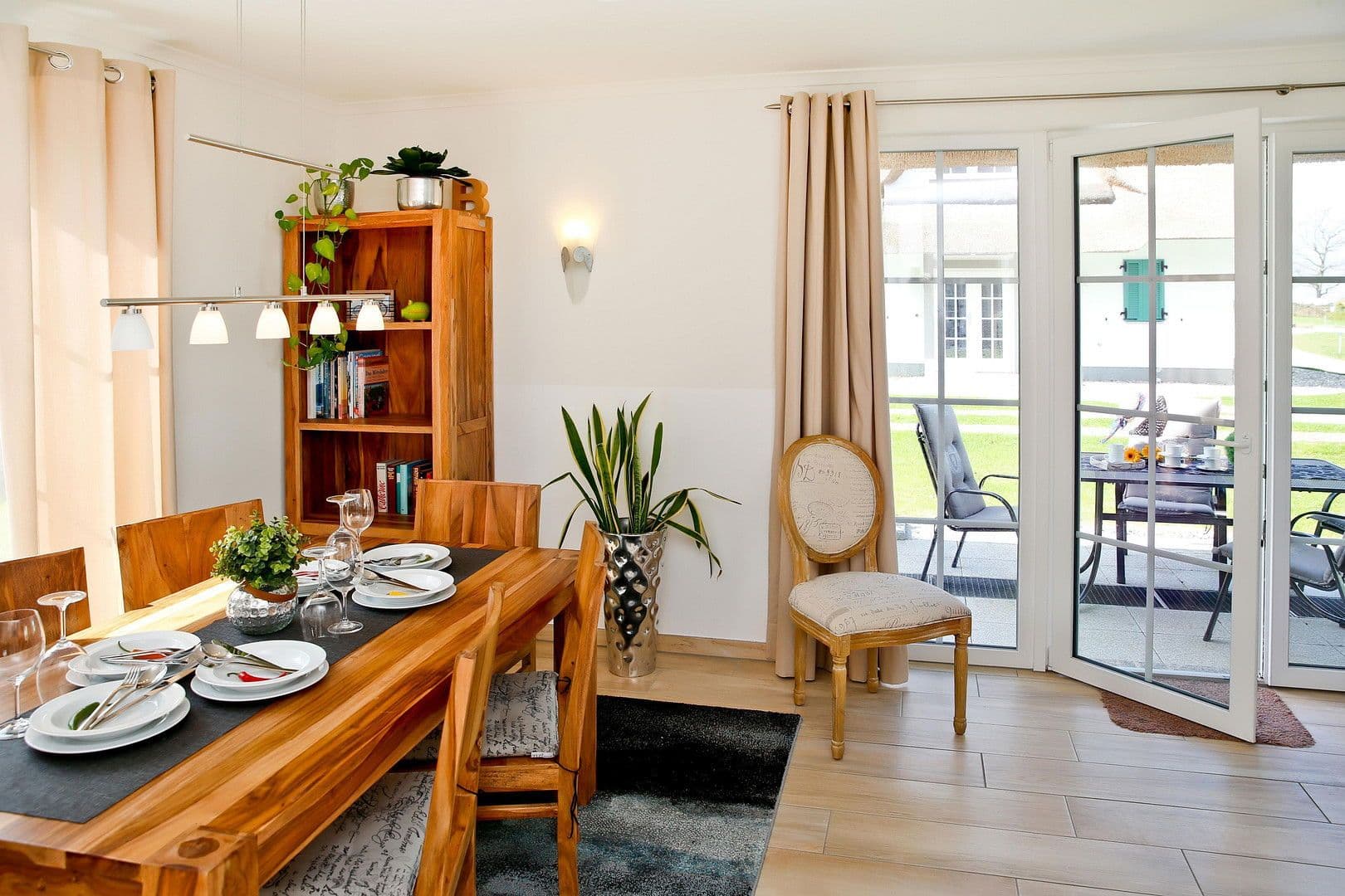 Prodej domu 118 m², pozemek 435 m², Am Gutsschloß 5, Rerik, Mecklenburg-Vorpommern Prodej domu 118 m², pozemek 435 m², Am Gutsschloß 5, Rerik, Mecklenburg-Vorpommern