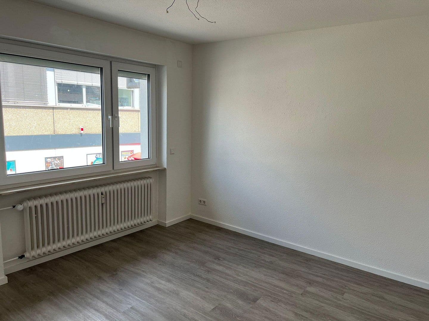 Pronájem bytu 1+1 12 m², Frankfurt am Main, Hessen Pronájem bytu 1+1 12 m², Frankfurt am Main, Hessen
