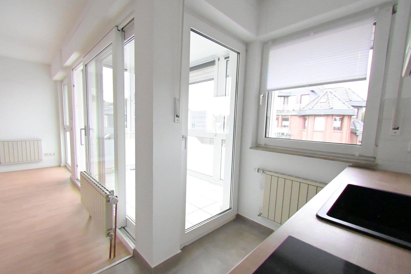 Pronájem bytu 2+1 55 m², Frankfurter Str. 214, Köln, Severní Porýní-Vestfálsko Pronájem bytu 2+1 55 m², Frankfurter Str. 214, Köln, Severní Porýní-Vestfálsko