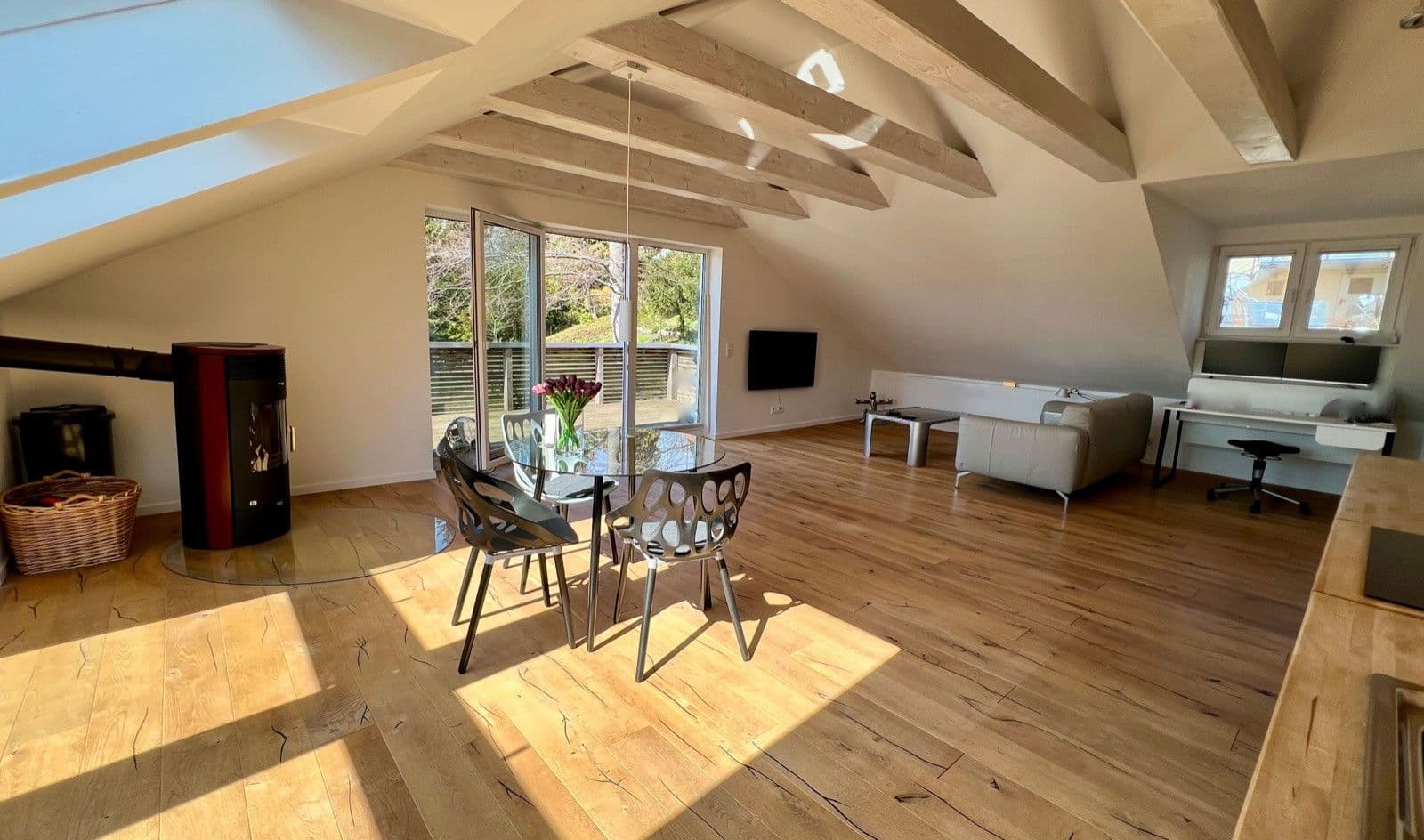 Pronájem bytu 2+1 80 m², Sonnenweg 16, Bad Harzburg, Dolní Sasko Pronájem bytu 2+1 80 m², Sonnenweg 16, Bad Harzburg, Dolní Sasko