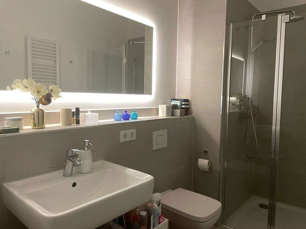 Pronájem bytu 2+1 50 m², Frankfurt, Hessen Pronájem bytu 2+1 50 m², Frankfurt, Hessen