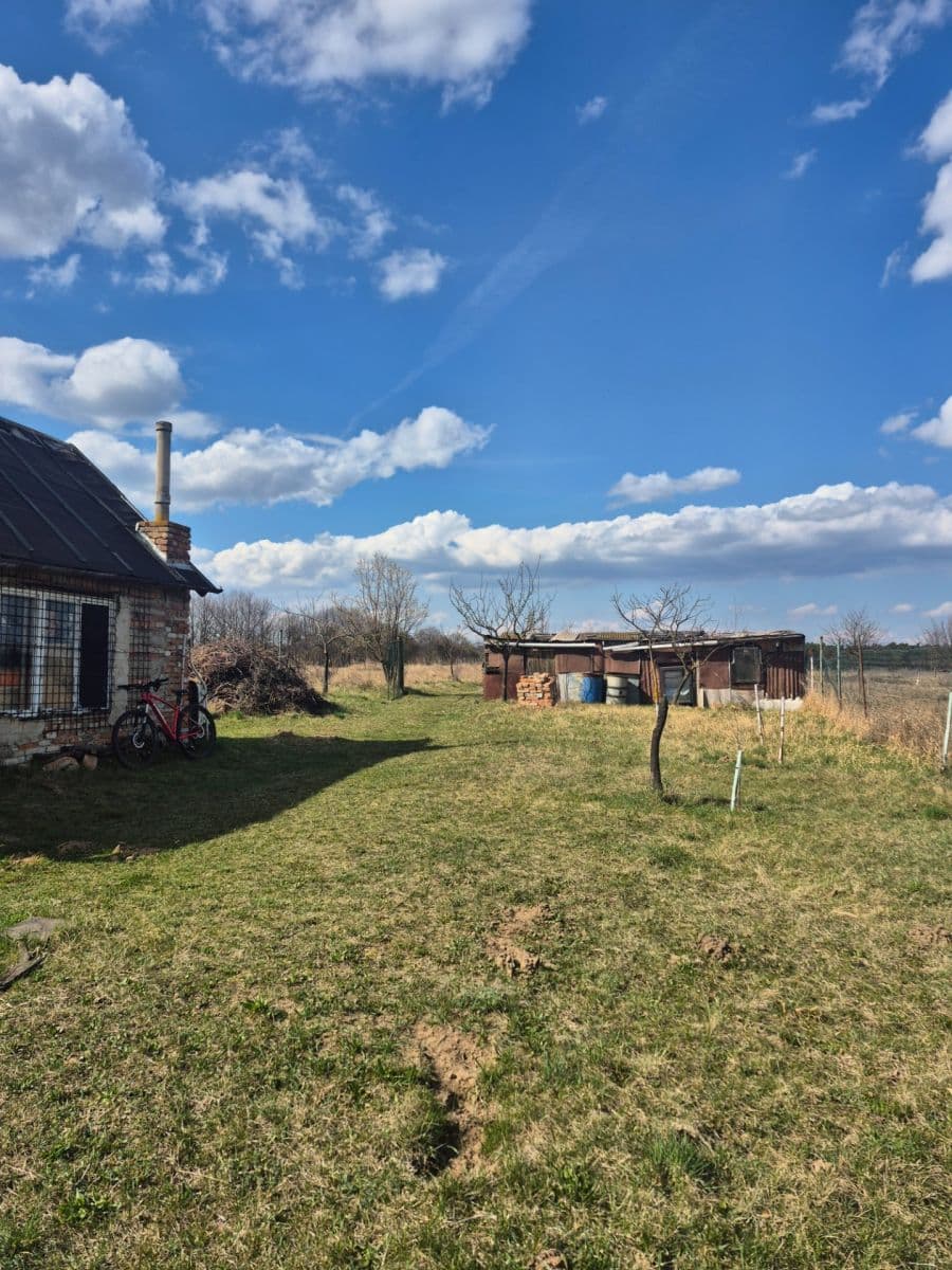 Prodej pozemku 2.950 m², Rohatec, Jihomoravský kraj Prodej pozemku 2.950 m², Rohatec, Jihomoravský kraj