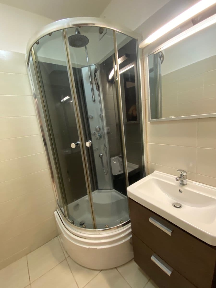 Pronájem bytu 3+kk 50 m², Kloboučnická, Praha, Praha Pronájem bytu 3+kk 50 m², Kloboučnická, Praha, Praha