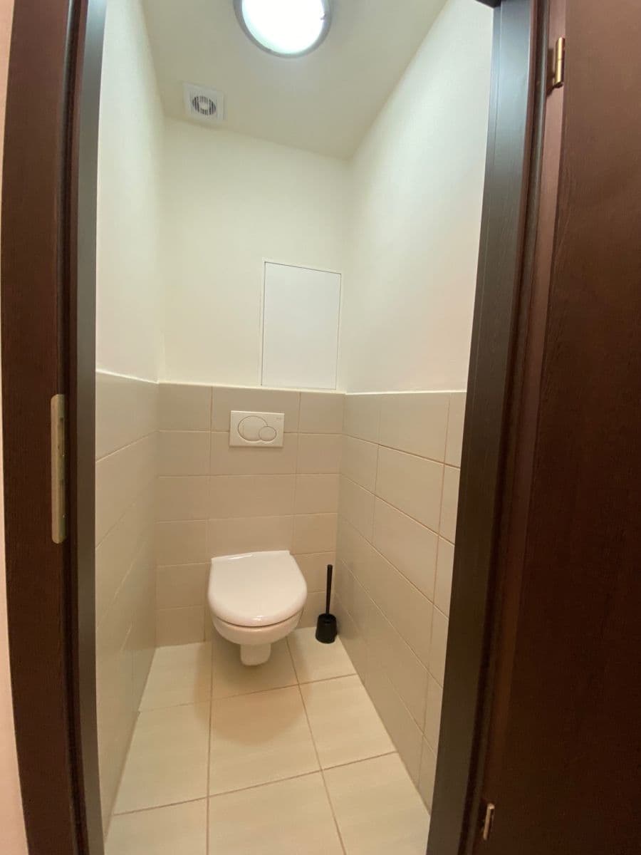 Pronájem bytu 3+kk 50 m², Kloboučnická, Praha, Praha Pronájem bytu 3+kk 50 m², Kloboučnická, Praha, Praha