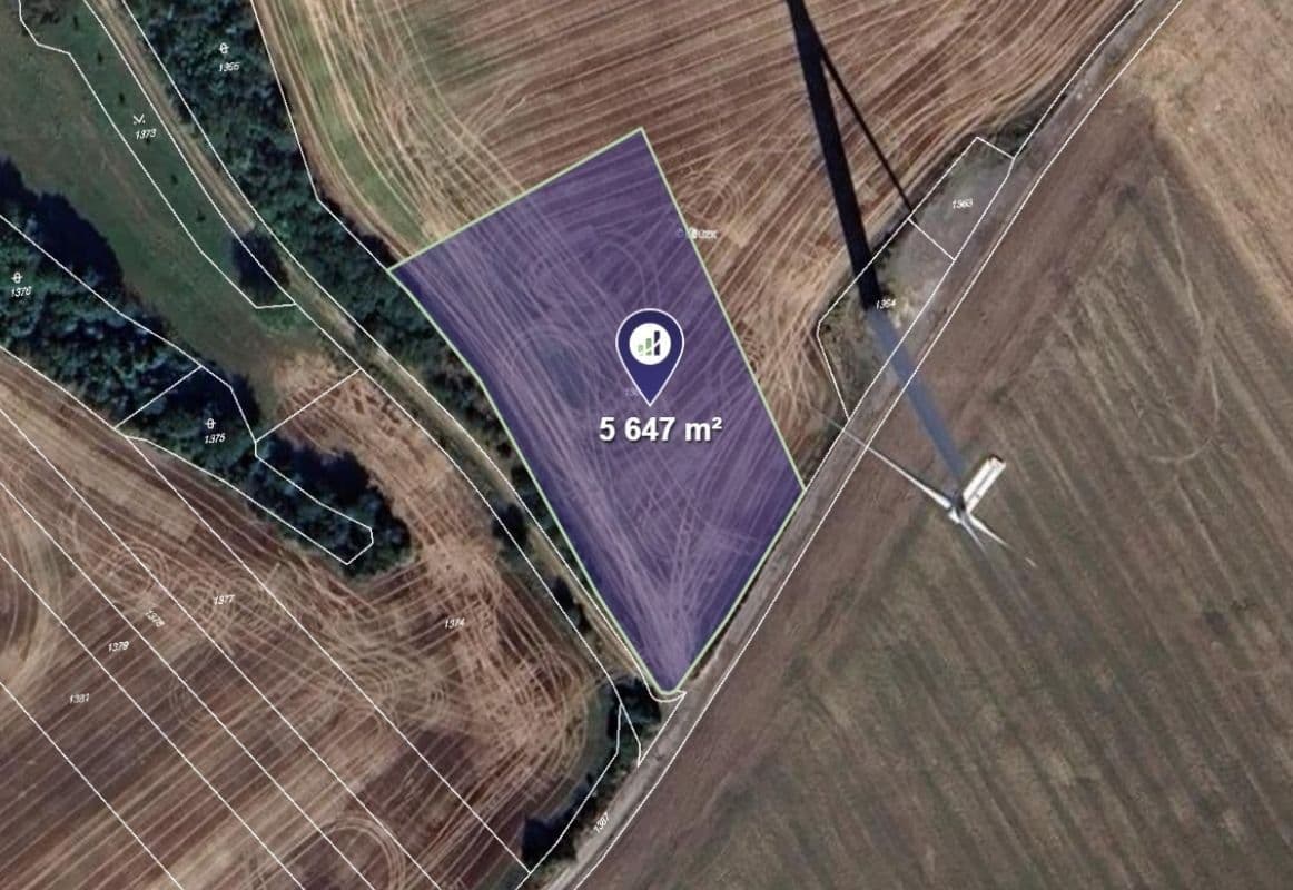 Prodej pozemku 5.647 m², Pchery, Středočeský kraj Prodej pozemku 5.647 m², Pchery, Středočeský kraj