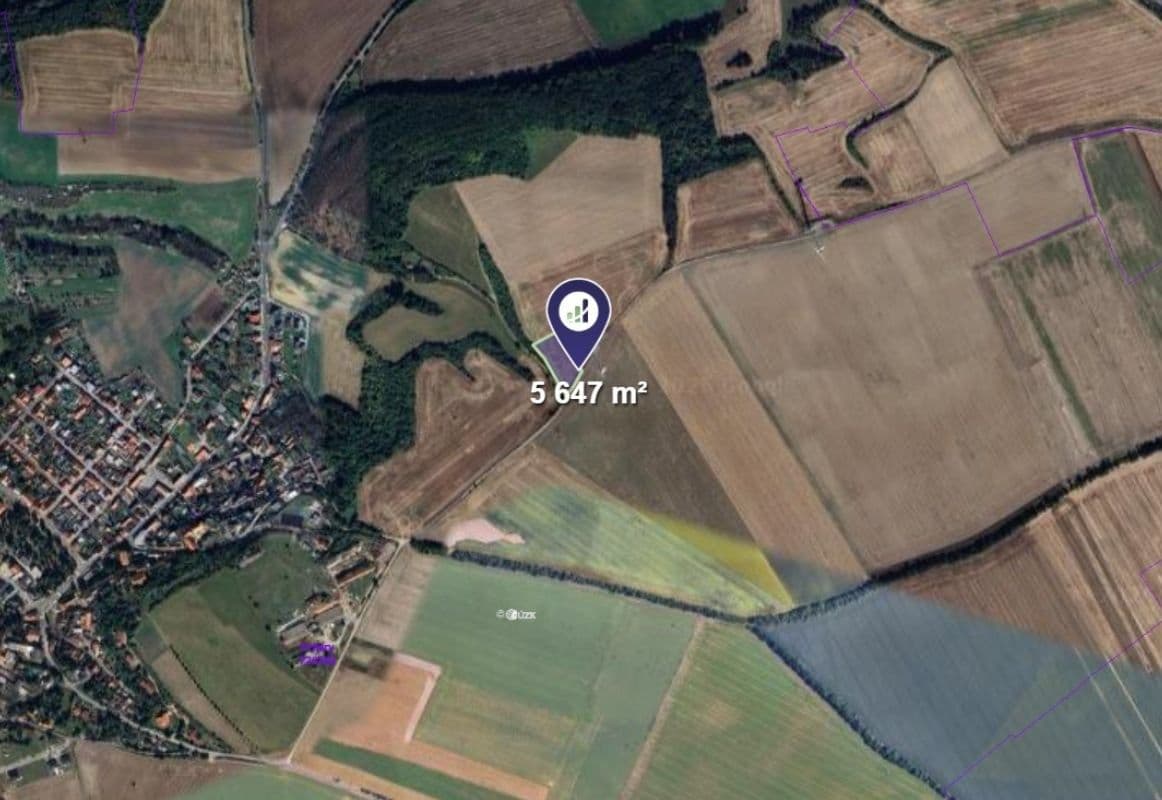 Prodej pozemku 5.647 m², Pchery, Středočeský kraj Prodej pozemku 5.647 m², Pchery, Středočeský kraj