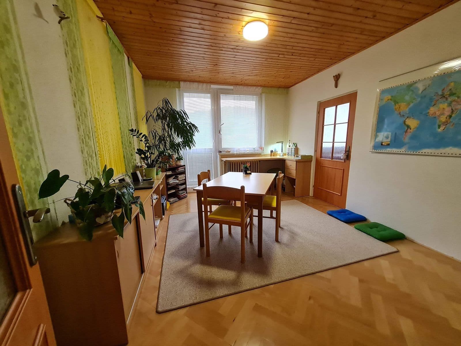 Pronájem bytu 3+1 72 m², Seifertova, Jeseník, Olomoucký kraj Pronájem bytu 3+1 72 m², Seifertova, Jeseník, Olomoucký kraj