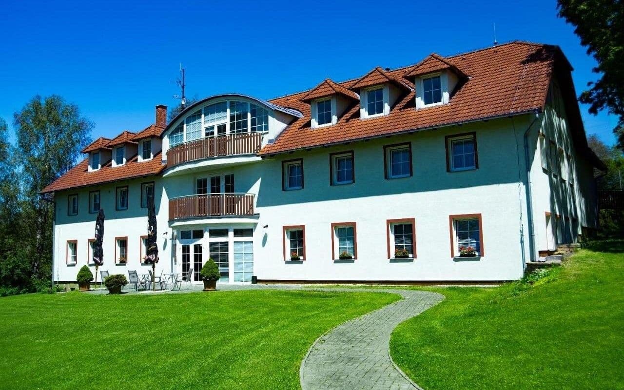 Prodej nebytového prostoru 784 m², Pastviny, Pardubický kraj Prodej nebytového prostoru 784 m², Pastviny, Pardubický kraj